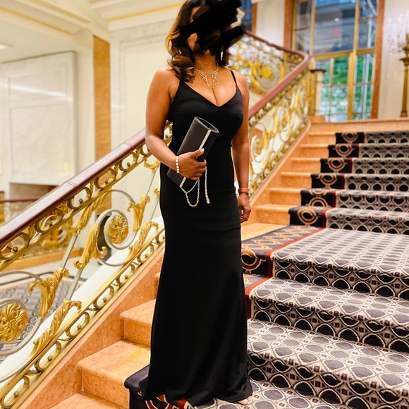 Lulus evening gown - Picture 3 of 3